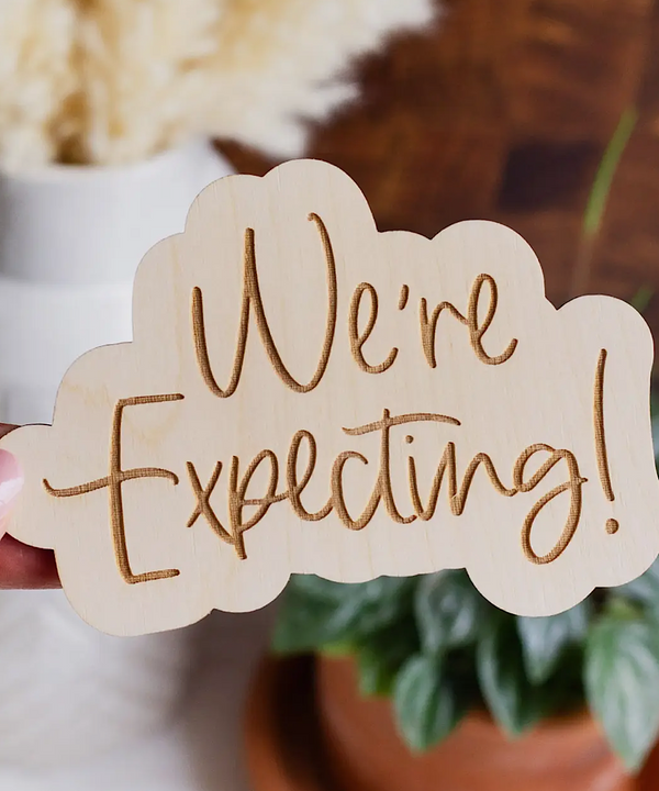 "We're Expecting" Pregnancy Announcement Sign