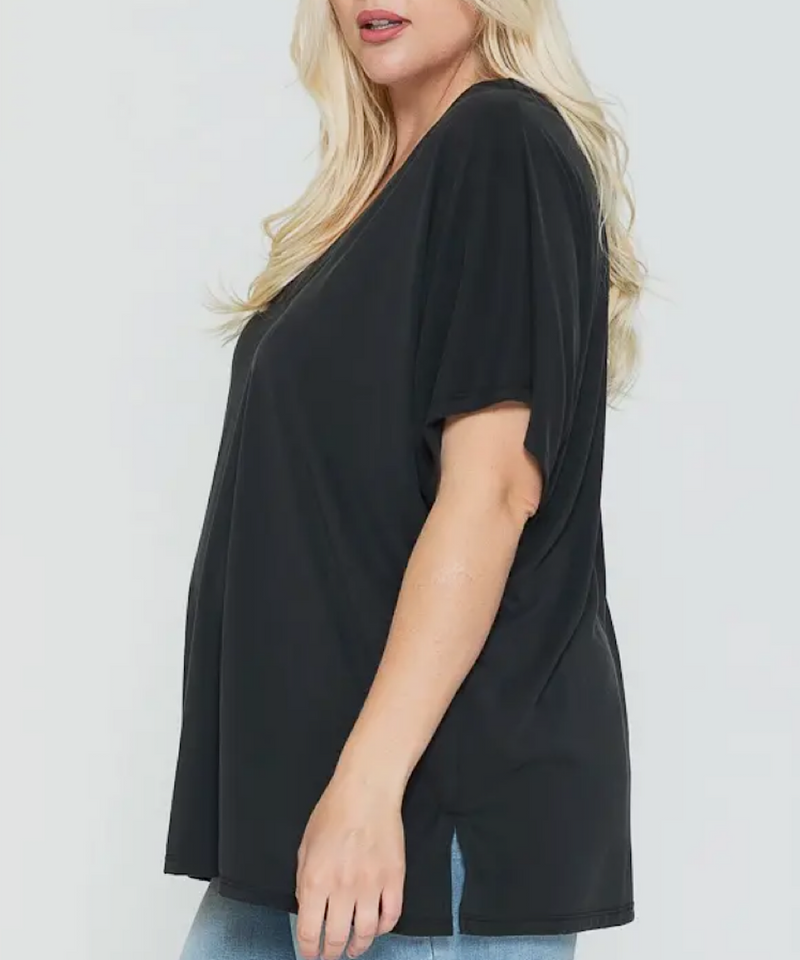 The Plus Basic V-neck Top (Black)