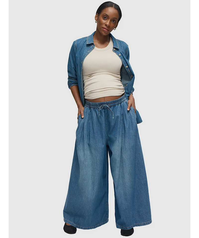 The Easy Denim Pant